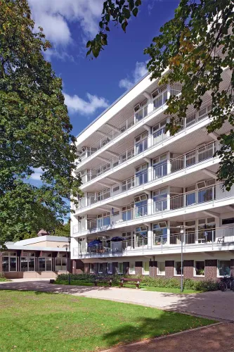 HORN Am Husarendenkmal